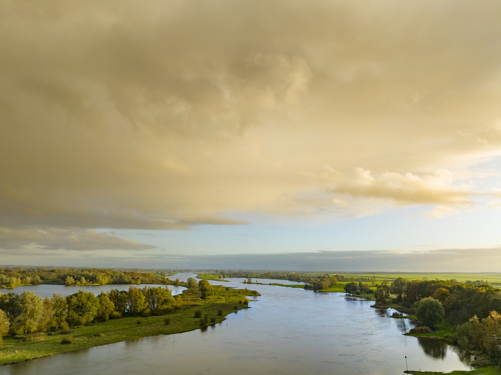 Rivier de IJssel in vogelvlucht.